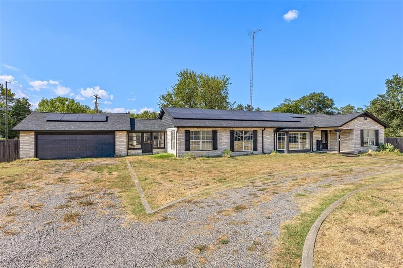 1440 Columbia Avenue, Corsicana TX 75110 - Photo 3