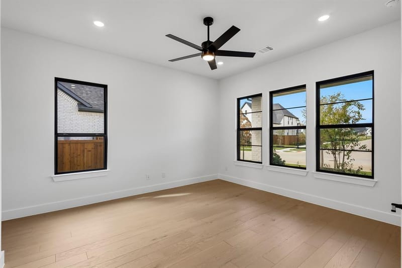 9168 Pavonia Lane, Frisco TX 75035 - Photo 6