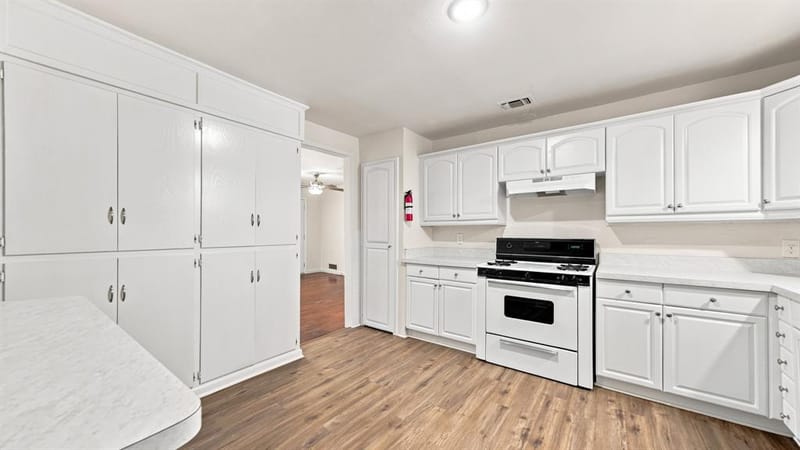 3008 Miller Avenue, Fort Worth TX 76105 - Photo 13