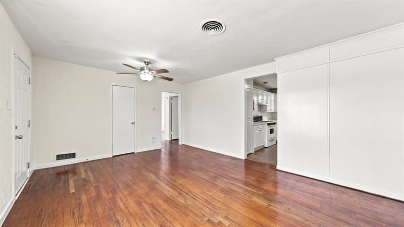 3008 Miller Avenue, Fort Worth TX 76105 - Photo 9