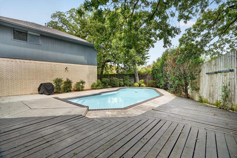 2201 Adams Drive, Arlington TX 76011 - Photo 36
