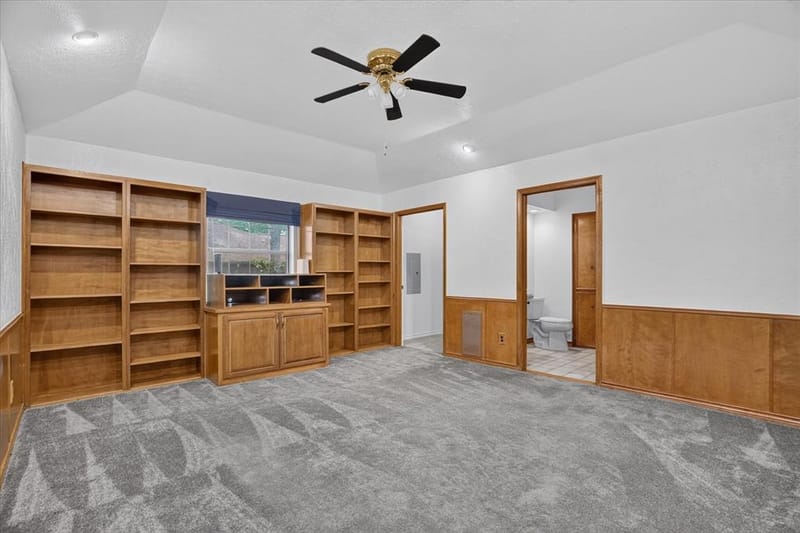 2201 Adams Drive, Arlington TX 76011 - Photo 28