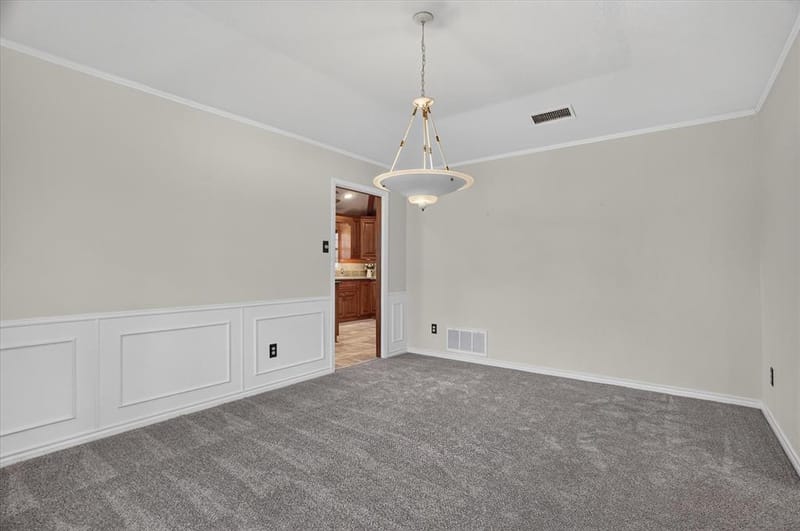 2201 Adams Drive, Arlington TX 76011 - Photo 9