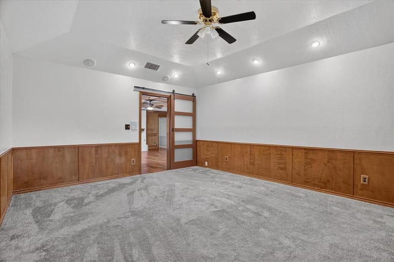 2201 Adams Drive, Arlington TX 76011 - Photo 29