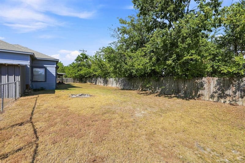 2626 Dripping Springs Road, Sherman TX 75090 - Photo 32