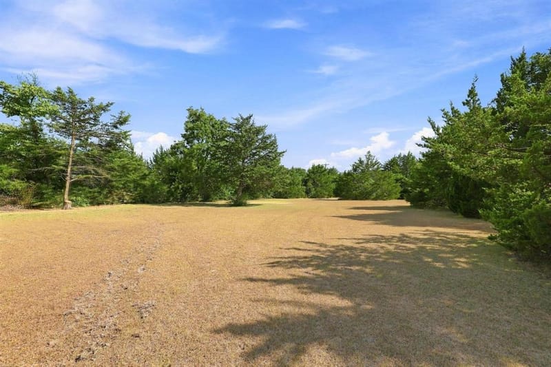 2626 Dripping Springs Road, Sherman TX 75090 - Photo 18