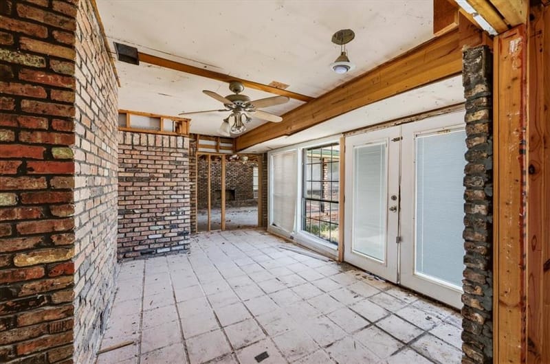 135 E Pleasant Run Road, Cedar Hill TX 75104 - Photo 5