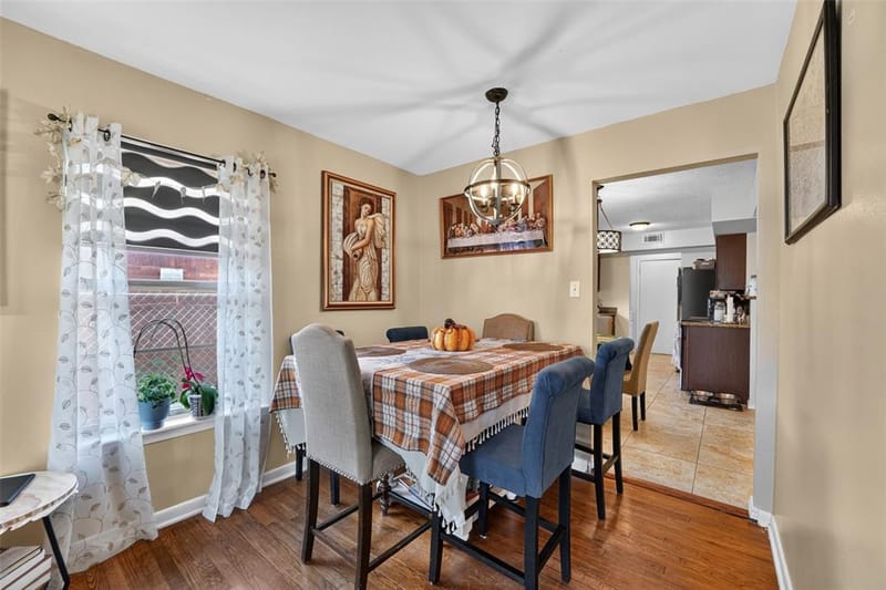 8827 Barclay Street, Dallas TX 75227 - Photo 16