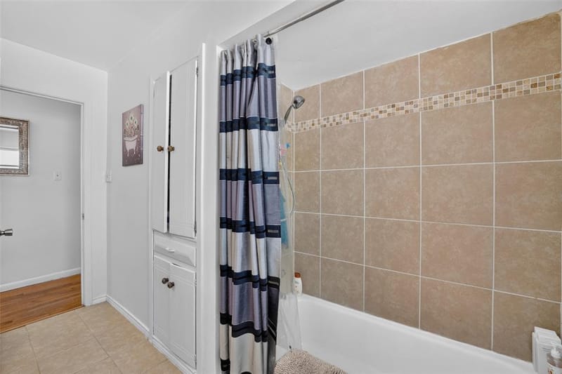 8827 Barclay Street, Dallas TX 75227 - Photo 26