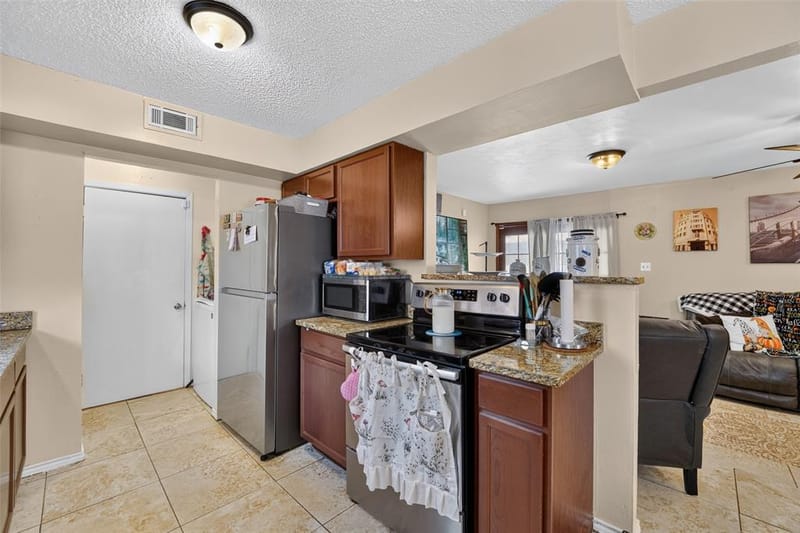 8827 Barclay Street, Dallas TX 75227 - Photo 11
