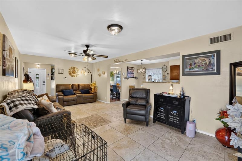 8827 Barclay Street, Dallas TX 75227 - Photo 8