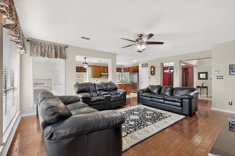 9621 Plains Circle, Frisco TX 75033 - Photo 8