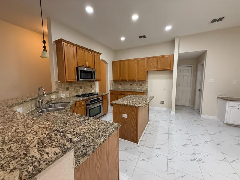 131 Fallkirk Drive, Coppell TX 75019 - Photo 8