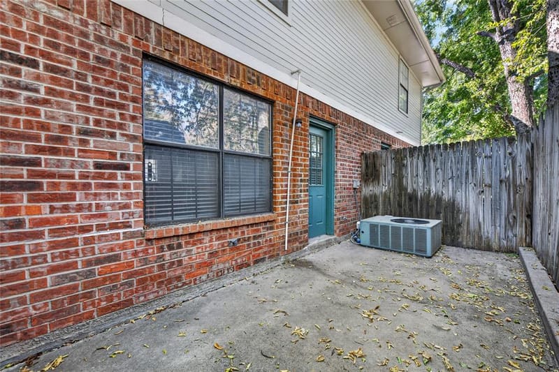 929 Hickory Street # 18, Denton TX 76201 - Photo 37