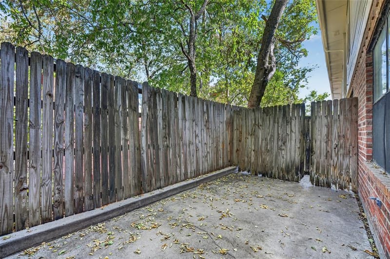 929 Hickory Street # 18, Denton TX 76201 - Photo 39