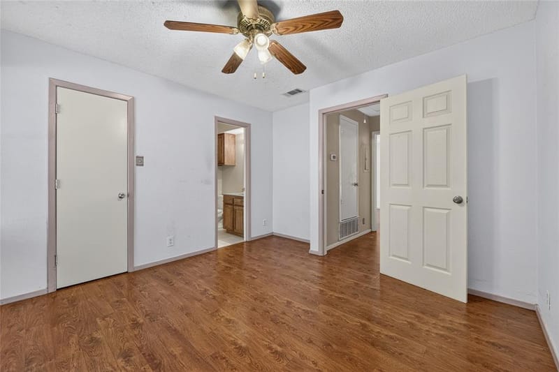 929 Hickory Street # 18, Denton TX 76201 - Photo 29