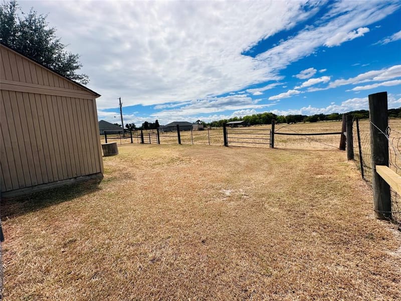 14203 County Road 2900, Eustace TX 75124 - Photo 12