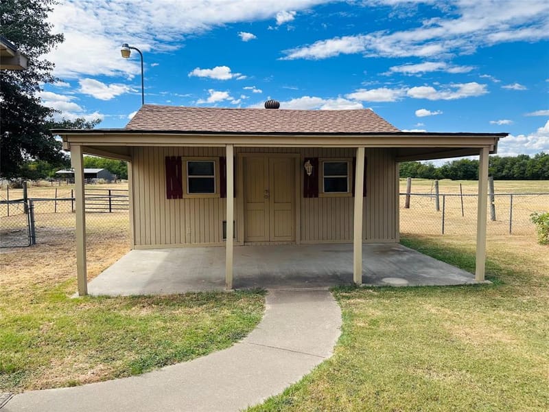 14203 County Road 2900, Eustace TX 75124 - Photo 11
