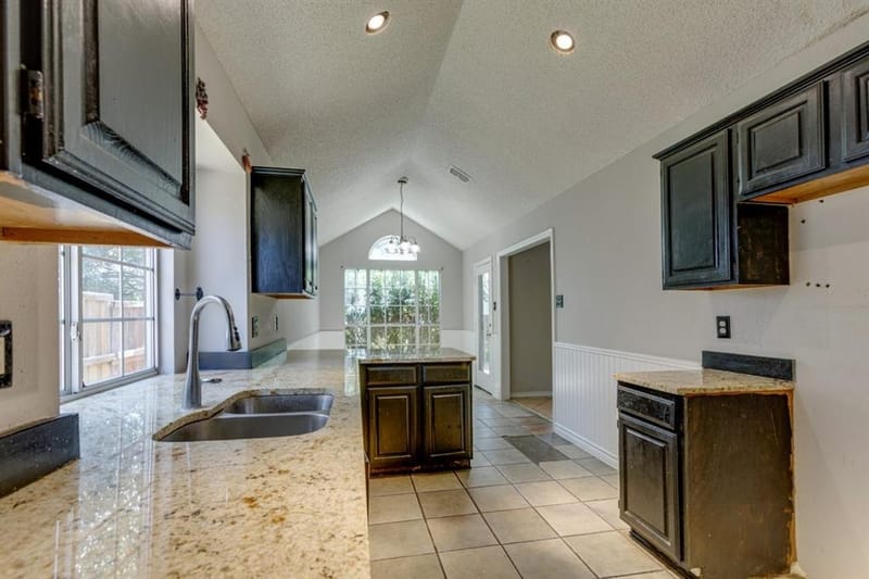 1215 Hyde Park Drive, McKinney TX 75069 - Photo 11