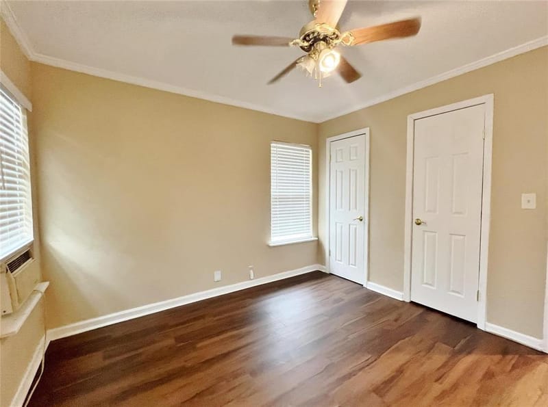 4236 Comanche Street, Fort Worth TX 76119 - Photo 12