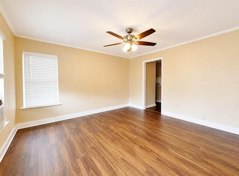 4236 Comanche Street, Fort Worth TX 76119 - Photo 3