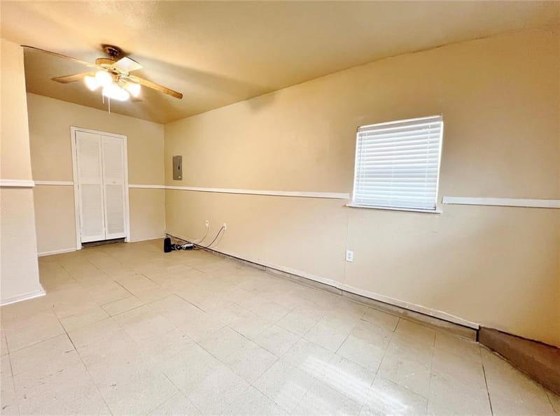4236 Comanche Street, Fort Worth TX 76119 - Photo 8