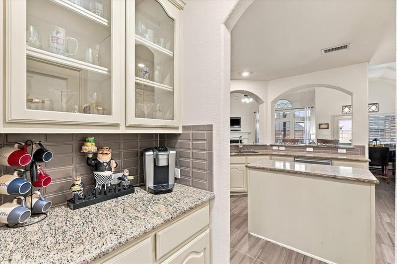 2912 Alta, Grand Prairie TX 75054 - Photo 14