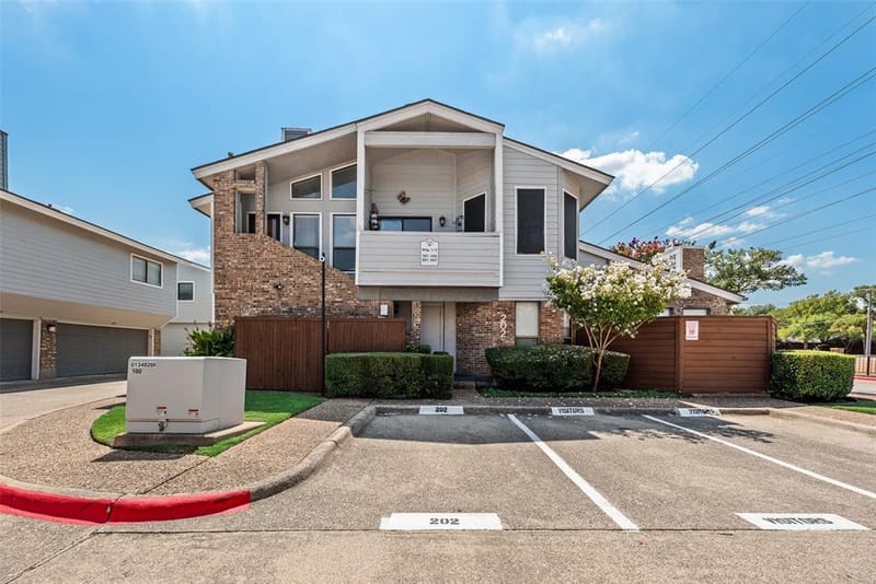 17490 Meandering Way # 202, Dallas TX 75252 - Photo 2
