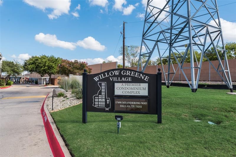 17490 Meandering Way # 202, Dallas TX 75252