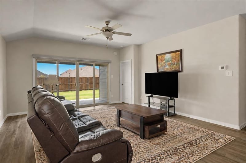3903 Meredith Drive, Farmersville TX 75442 - Photo 11
