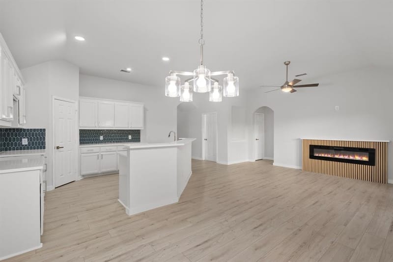 6641 Happy Trails Drive, Dallas TX 75241 - Photo 2