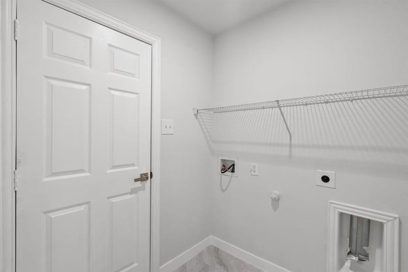 6641 Happy Trails Drive, Dallas TX 75241 - Photo 17