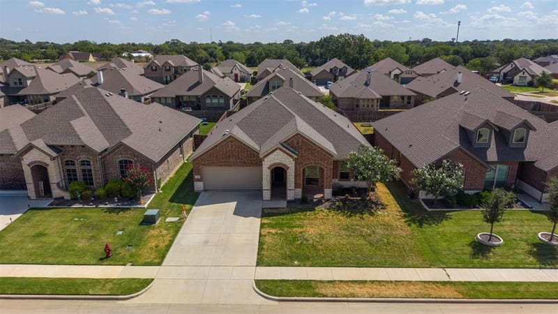 112 Constitution Drive, Joshua TX 76058 - Photo 28