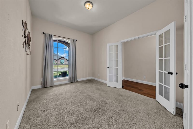 112 Constitution Drive, Joshua TX 76058 - Photo 19