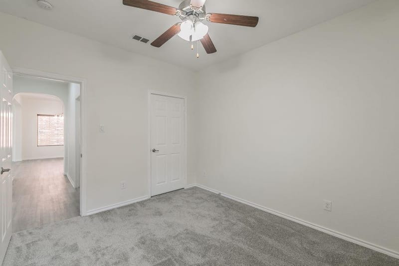 2840 Candace Drive, Grand Prairie TX 75051 - Photo 27