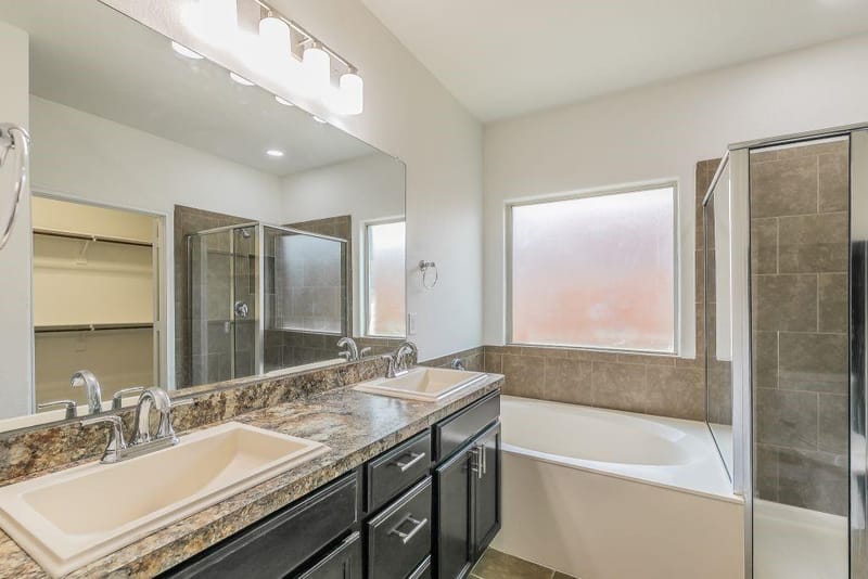 2840 Candace Drive, Grand Prairie TX 75051 - Photo 22