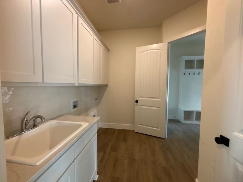 703 Deer Dale Court, Van Alstyne TX 75495 - Photo 17