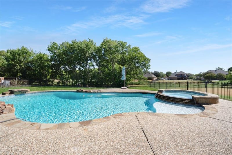 112 Dunford Drive, Heath TX 75032 - Photo 2