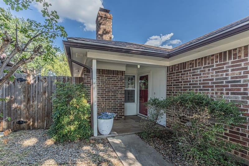1724 Red Bud Lane, Euless TX 76039 - Photo 28
