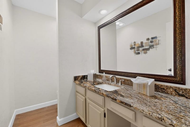 9707 Smokefeather Lane, Dallas TX 75243 - Photo 17