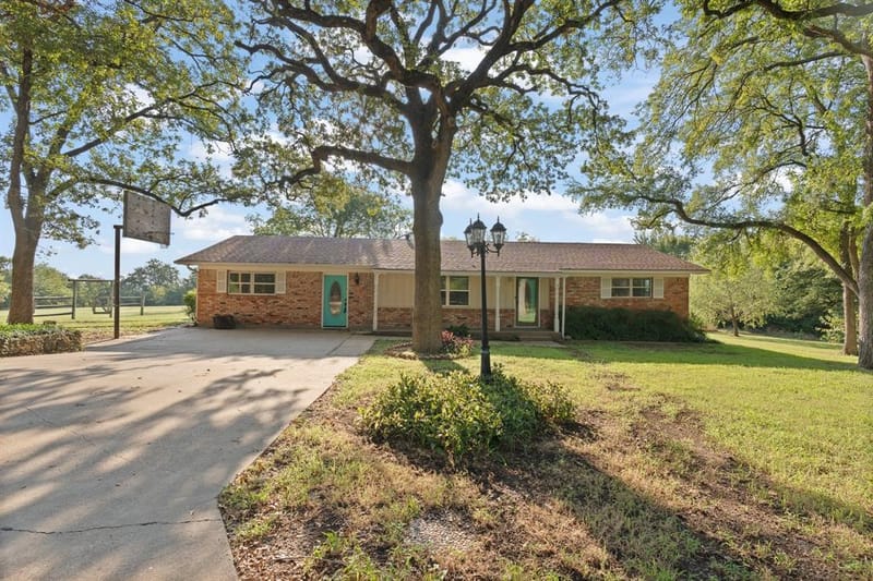 1944 County Road 401, Alvarado TX 76009 - Photo 2