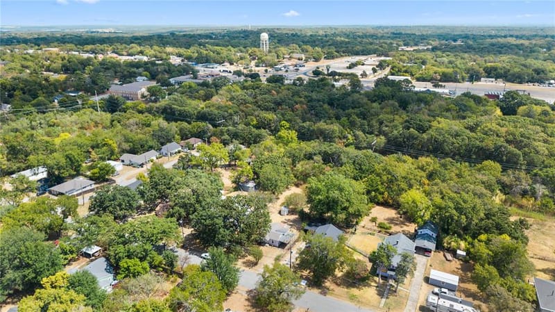1718 S Fannin Avenue, Denison TX 75020 - Photo 30