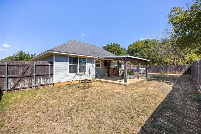 203 Paluxy Street, Glen Rose TX 76043 - Photo 28