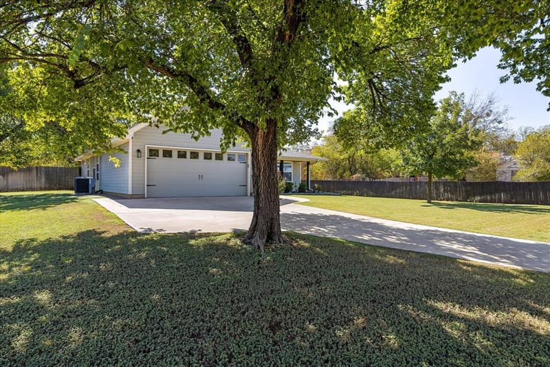 203 Paluxy Street, Glen Rose TX 76043 - Photo 35