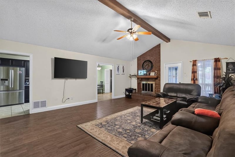 2102 Glenbrook Meadows Drive, Garland TX 75040 - Photo 6