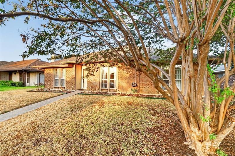 2102 Glenbrook Meadows Drive, Garland TX 75040 - Photo 3