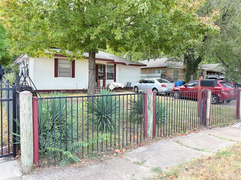 9034 Cardella Avenue, Dallas TX 75217 - Photo 23