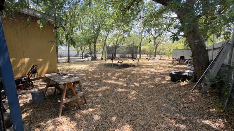 9034 Cardella Avenue, Dallas TX 75217 - Photo 21