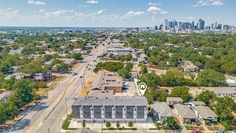 145 N Henderson Avenue # 107, Dallas TX 75214 - Photo 27