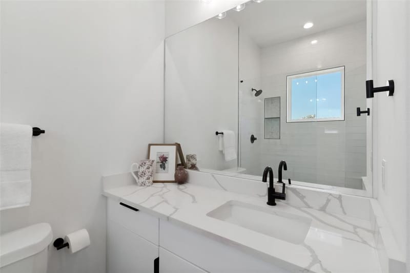 145 N Henderson Avenue # 107, Dallas TX 75214 - Photo 22
